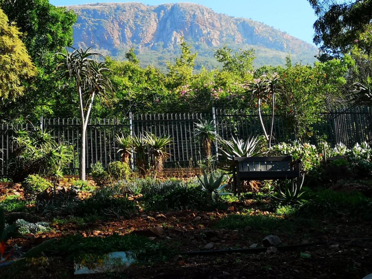 Mia Hills Guest House Hartbeespoort Extérieur photo