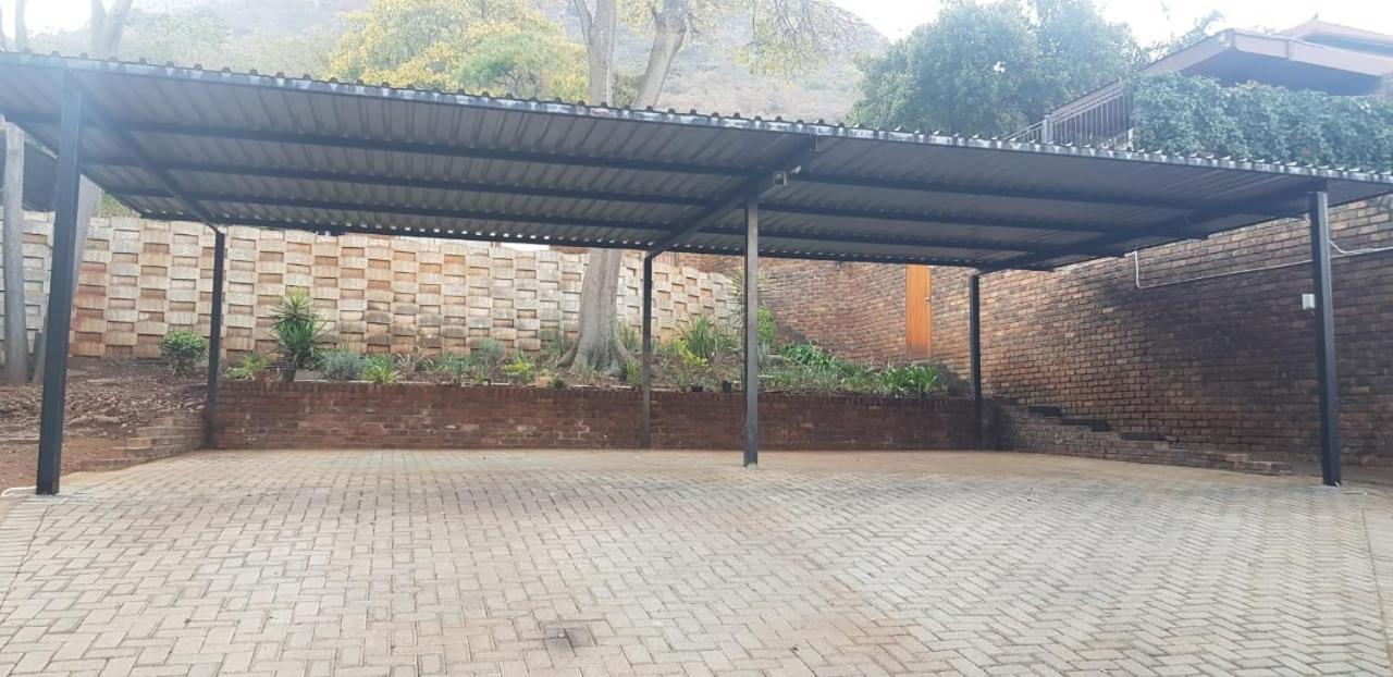 Mia Hills Guest House Hartbeespoort Extérieur photo