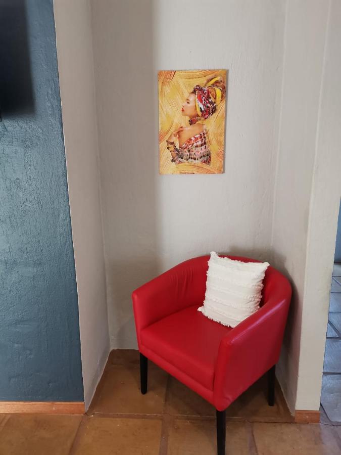 Mia Hills Guest House Hartbeespoort Extérieur photo